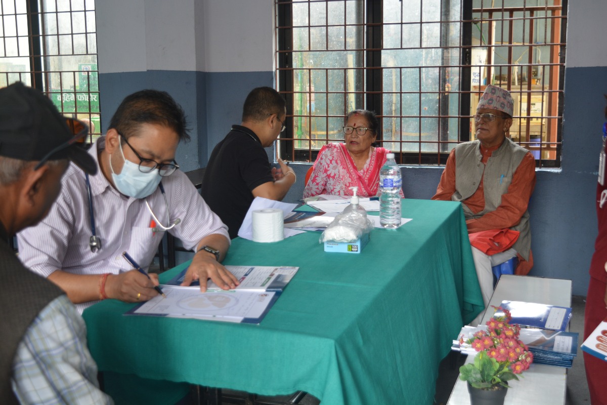 बानेश्वरमा विशेषज्ञ स्वास्थ्य शिविर, चोभारसम्मबाट पुगे सेवाग्राही